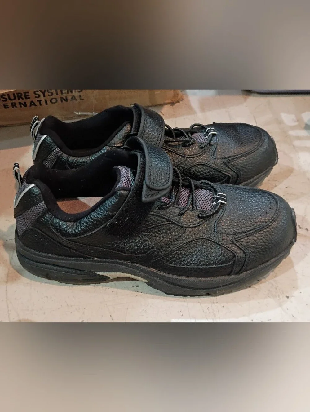Like New Dr Comfort Diabetic Sneakers